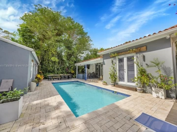 704  MADEIRA AV , Coral Gables, FL 33134