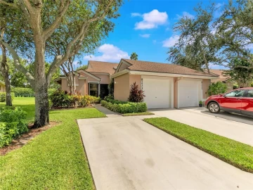 8231  Springlake Dr, Boca Raton, FL 33496