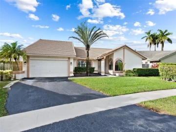 301 NW 107th Ave, Plantation, FL 33324