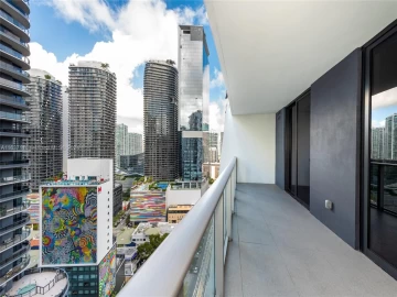 1010  BRICKELL 2707, Miami, FL 33131