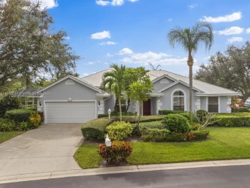 2165  Oyster Bay Dr, Vero Beach, FL 32963