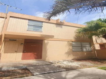 6159 SW 69th St 7, South Miami, FL 33143