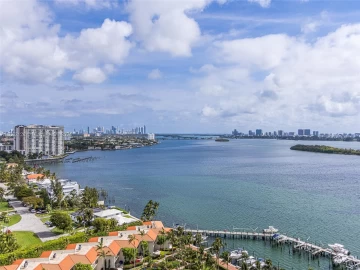 4000  Towerside Ter 2007, Miami, FL 33138