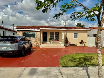 5665 SW 5th Ter, Miami, FL 33134