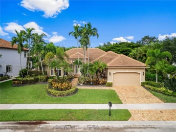 2685  Meadowood Dr , Weston, FL 33332