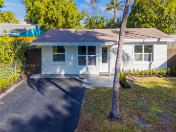 221 NE 55th St, Oakland Park, FL 33334