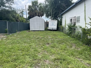 4426  Pembroke Rd, West Park, FL 33021