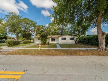 2125 NW 192nd Ter, Miami Gardens, FL 33056