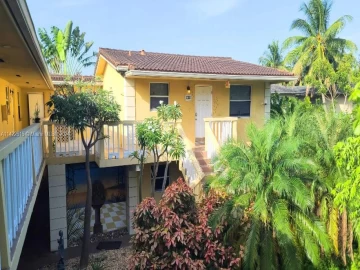 811 NE 14th Pl 5, Fort Lauderdale, FL 33304