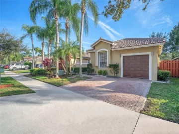 16412  Sapphire Bnd , Weston, FL 33331