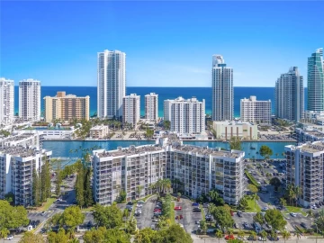 800  Parkview Dr 909, Hallandale Beach, FL 33009