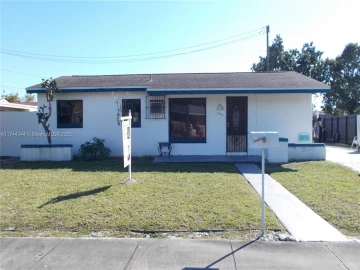 3224 NW 181st St , Miami Gardens, FL 33056