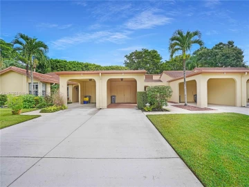 5848  Forest Grove Dr 2, Boynton Beach, FL 33437