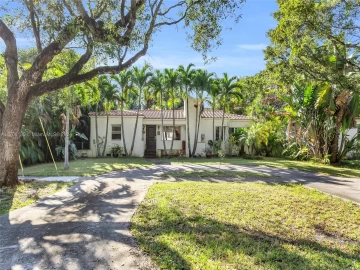 30 NW 94th St, Miami Shores, FL 33150