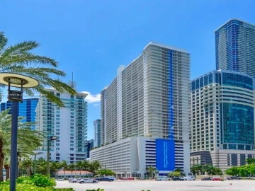 1200 SE Brickell Bay Dr 1507, Miami, FL 33131