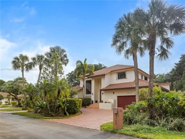 9400  Sea Turtle Ln, Plantation, FL 33324