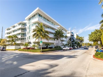 7800  Collins Ave 302, Miami Beach, FL 33141