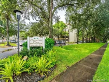 6700  Cypress Rd 409, Plantation, FL 33317