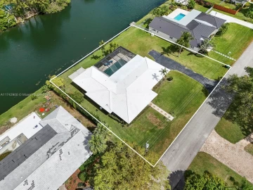 7241 SW 110th Ter , Pinecrest, FL 33156