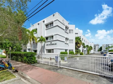 1185  Marseille Dr 301, Miami Beach, FL 33141