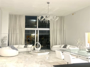 475  Brickell Ave 2209, Miami, FL 33131