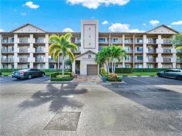 13700 SW 14th St 410D, Pembroke Pines, FL 33027