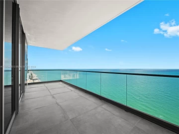 2000 S Ocean Dr 27A, Hallandale Beach, FL 33009