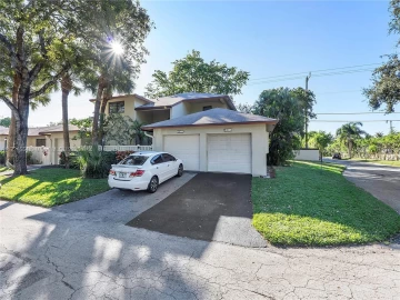 1750 NE 39th Ct 801, Pompano Beach, FL 33064