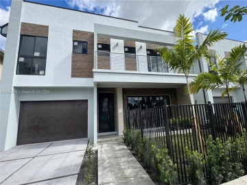 724 SW 8th Way 724, Fort Lauderdale, FL 33315