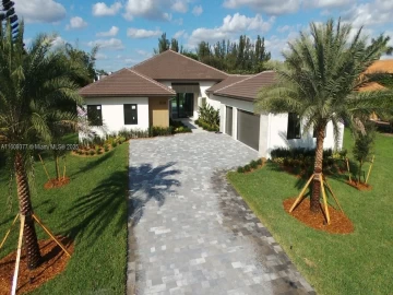 18972 SW 307th St, Homestead, FL 33030