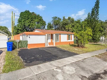 6611  Raleigh St, Hollywood, FL 33024