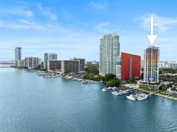 1581  Brickell Ave 708, Miami, FL 33129