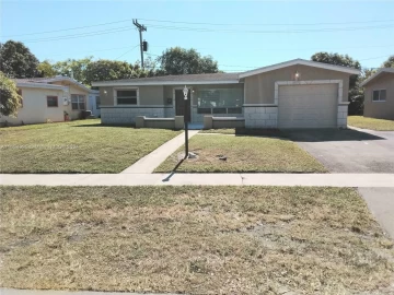 3572 NW 35th St, Lauderdale Lakes, FL 33309