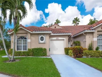 8077  Key West Ln, Boynton Beach, FL 33472