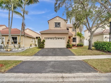 652  Stanton Dr, Weston, FL 33326