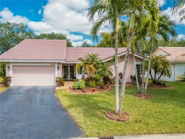 695 NW 107th Ln, Coral Springs, FL 33071