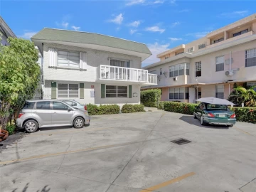 6856  Abbott Ave 6, Miami Beach, FL 33141