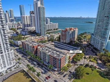 2001  Biscayne Blvd 3213, Miami, FL 33137