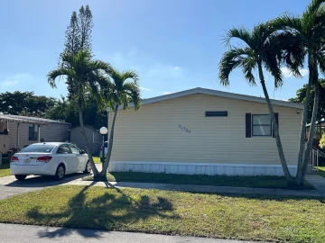 21780 NW 2nd Ct, Pembroke Pines, FL 33029