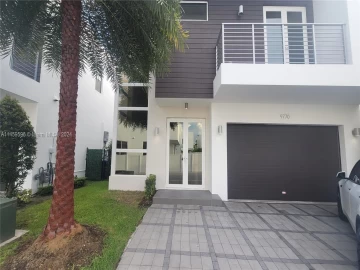 9770 NW 74 TE , Doral, FL 33178