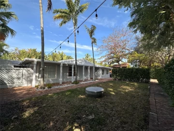 310  Glenridge Rd, Key Biscayne, FL 33149