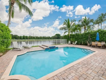 701  Nandina Dr , Weston, FL 33327