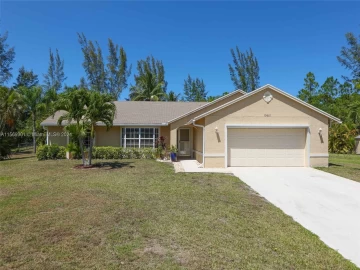 15621 N 80th Ln N, Loxahatchee, FL 33470