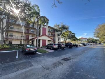 1100 SW 128th Ter 111U, Pembroke Pines, FL 33027