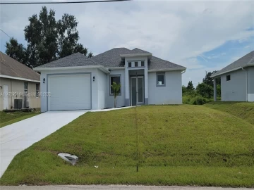 2907  8TH ST SW, Lehigh Acres, FL 33976