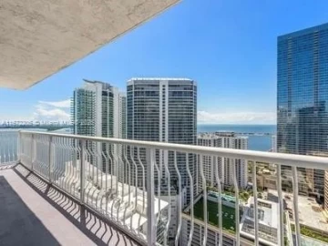 1200  Brickell Bay Dr PH 4123, Miami, FL 33131