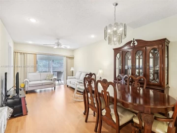 2703  Nassau Bnd C2, Coconut Creek, FL 33066