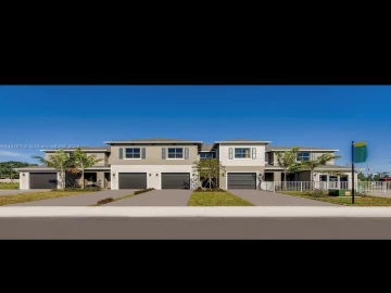 21  Bandol St 21, Riviera Beach, FL 33404