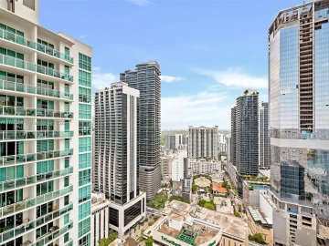 950  Brickell Bay Dr 3700, Miami, FL 33131