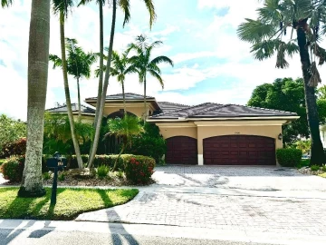 10936  Golden Eagle Ct, Plantation, FL 33324